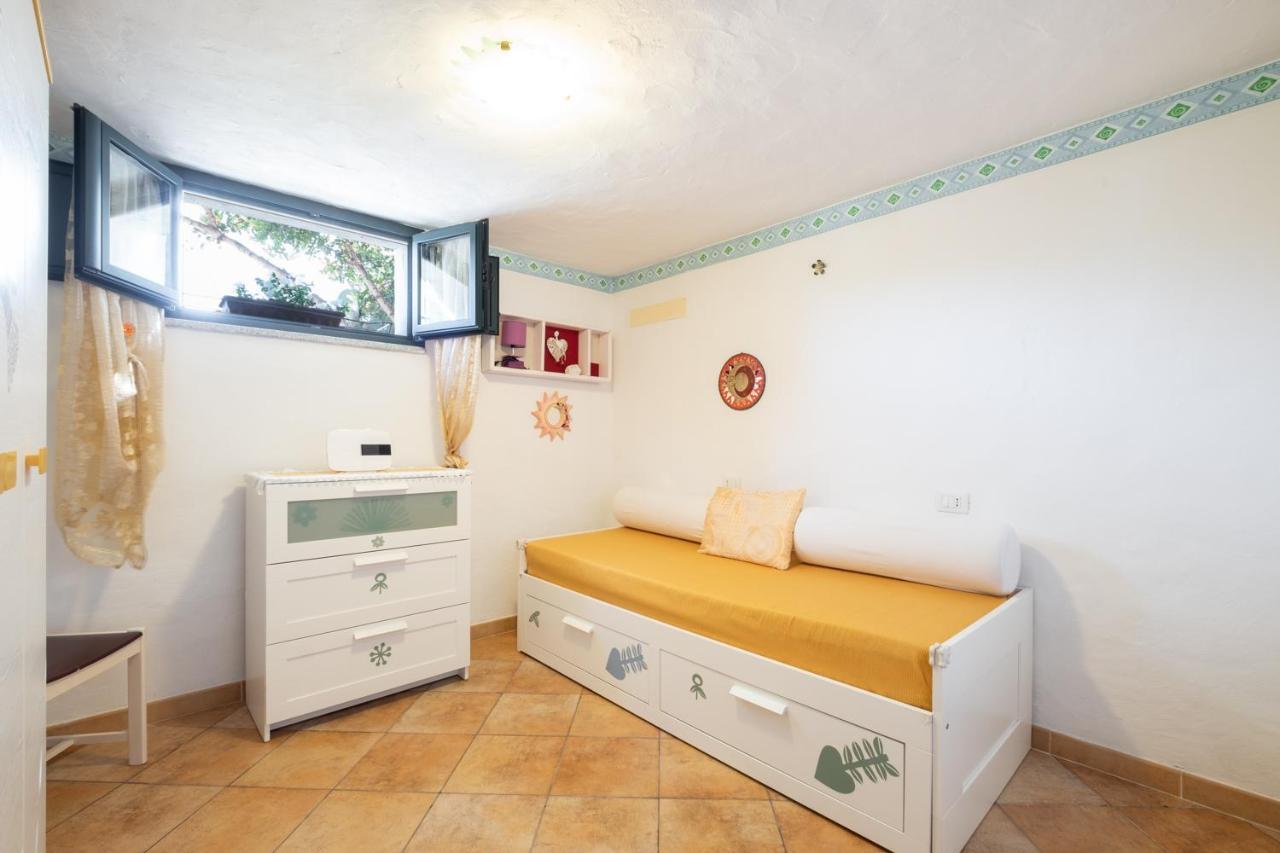 Mare A 4 Minuti AutoCasa/Giardino E Wifi Budoni Exterior foto